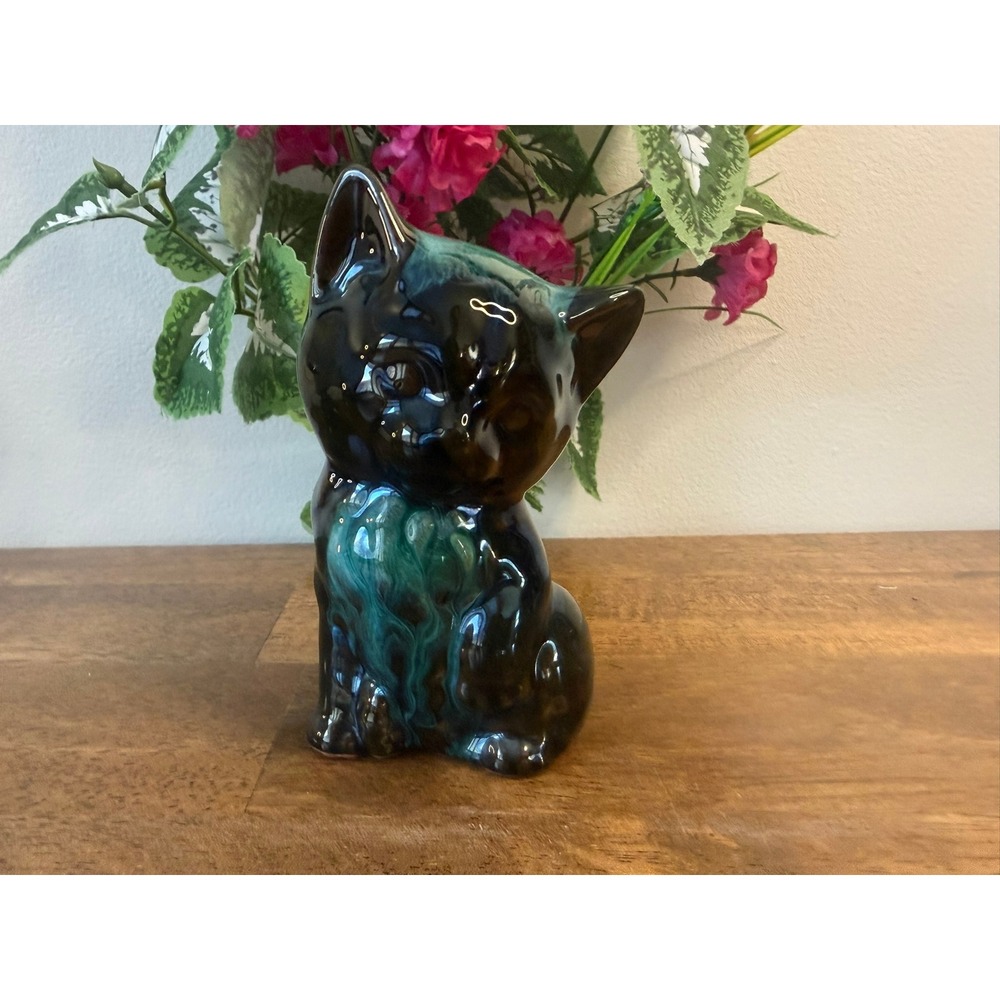 Blue Mountain Pottery Cat Figurine Teal‎ Green Black Drip Glaze Canada MCM Kitty